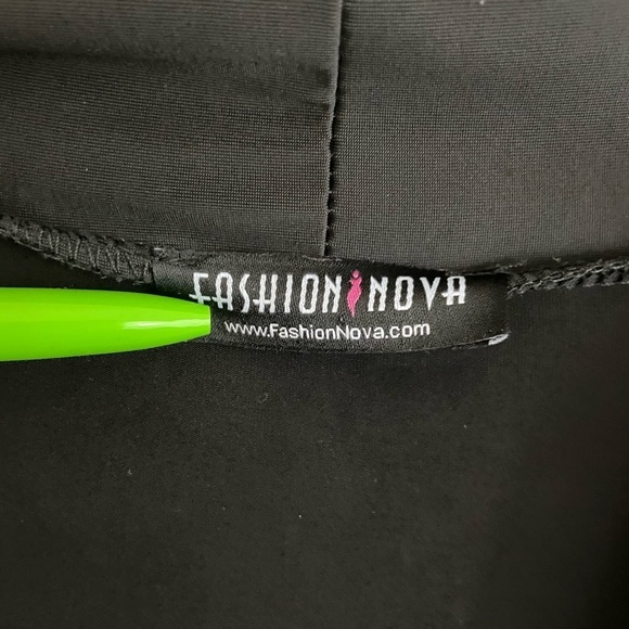 Fashion Nova Deep Plunge V-Neck Maxi Dress XL Sexy Feminine - Picture 4 of 9